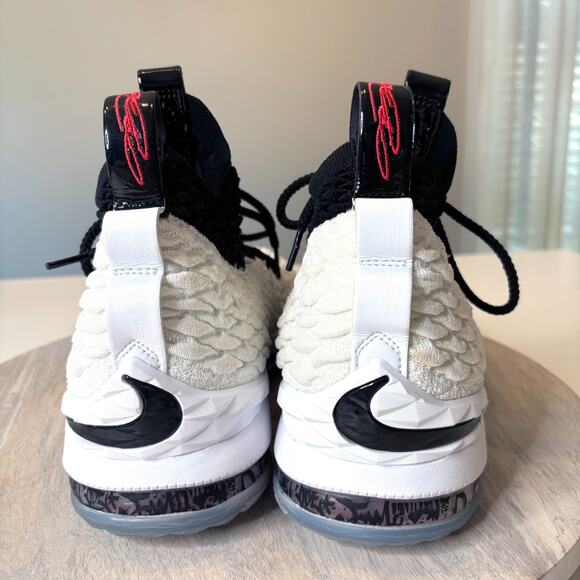 Nike LeBron 15 XV Ashes Black White Basketball Shoes AQ2363-100 Men’s Size 10